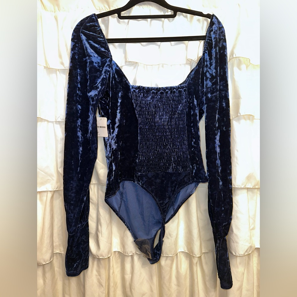 Free people Elegant Velvet Bodysuit in Deep Blue